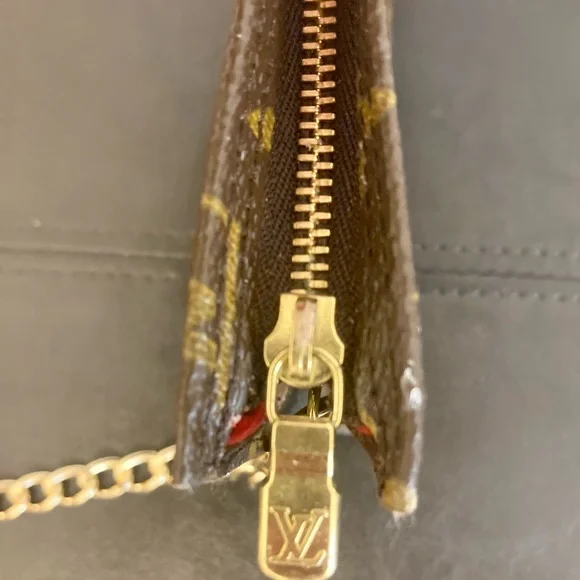 Authentic Louis Vuitton GM Bucket Cosmetic pouch crossbody bag